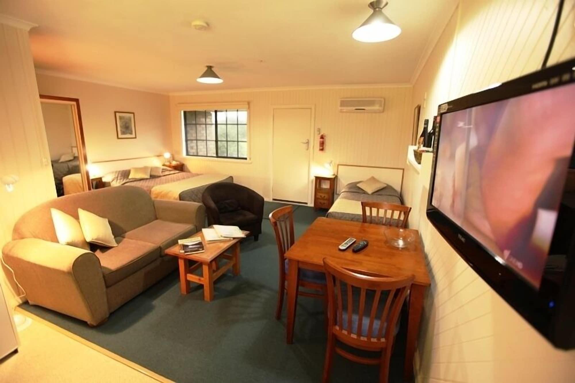 Port Arthur Villas 4*